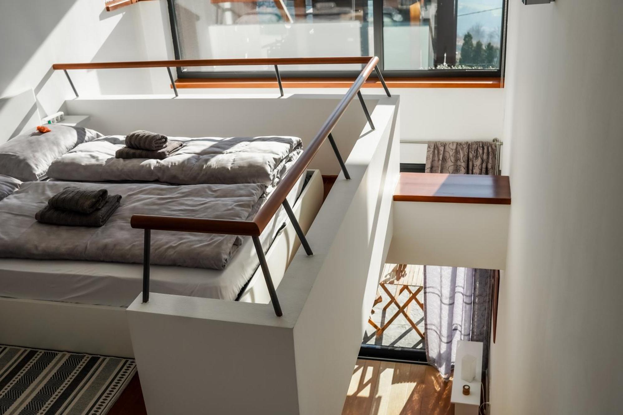 Hedona Vineyard Apartment