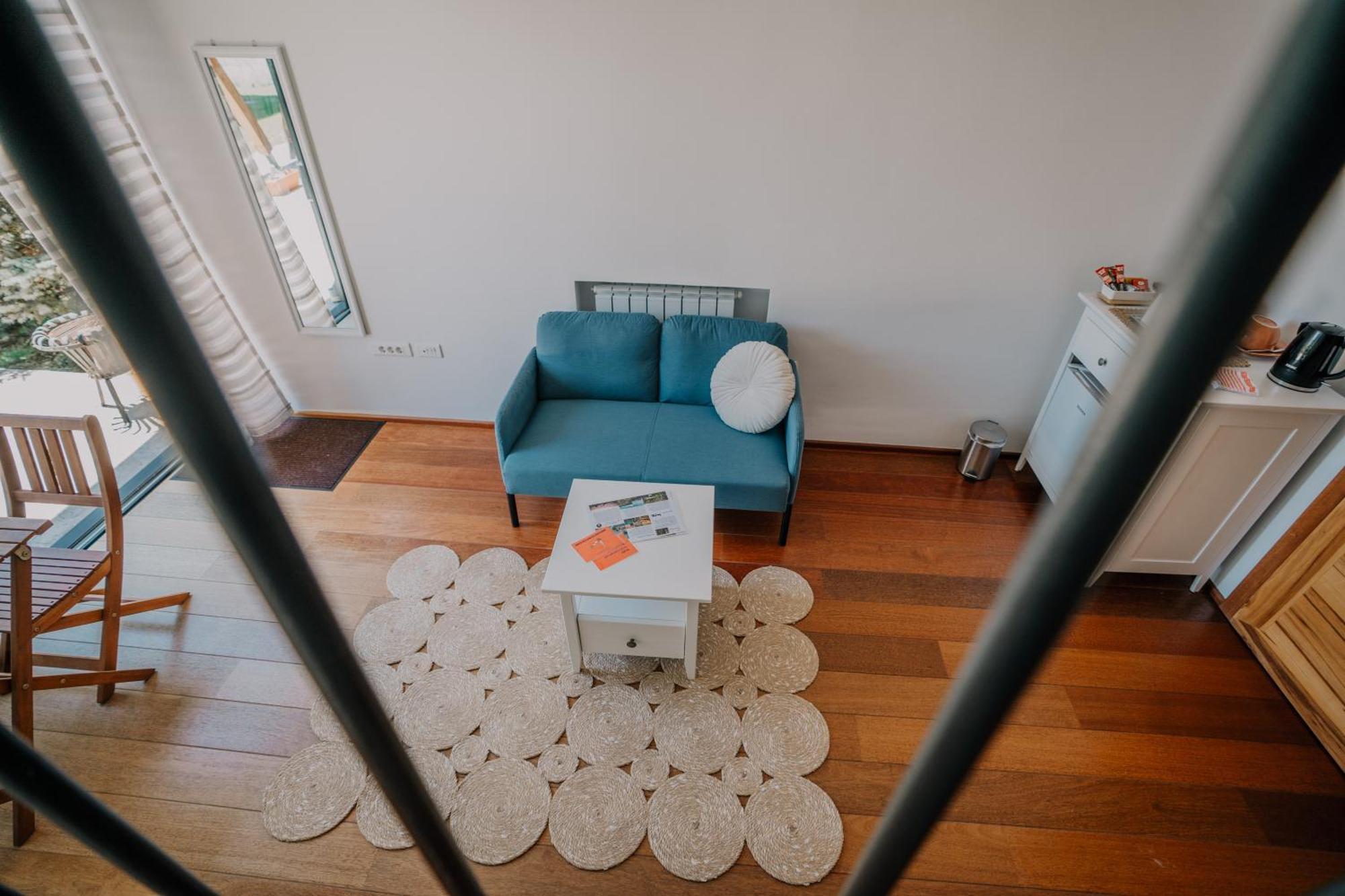 Hedona Vineyard Apartment *
